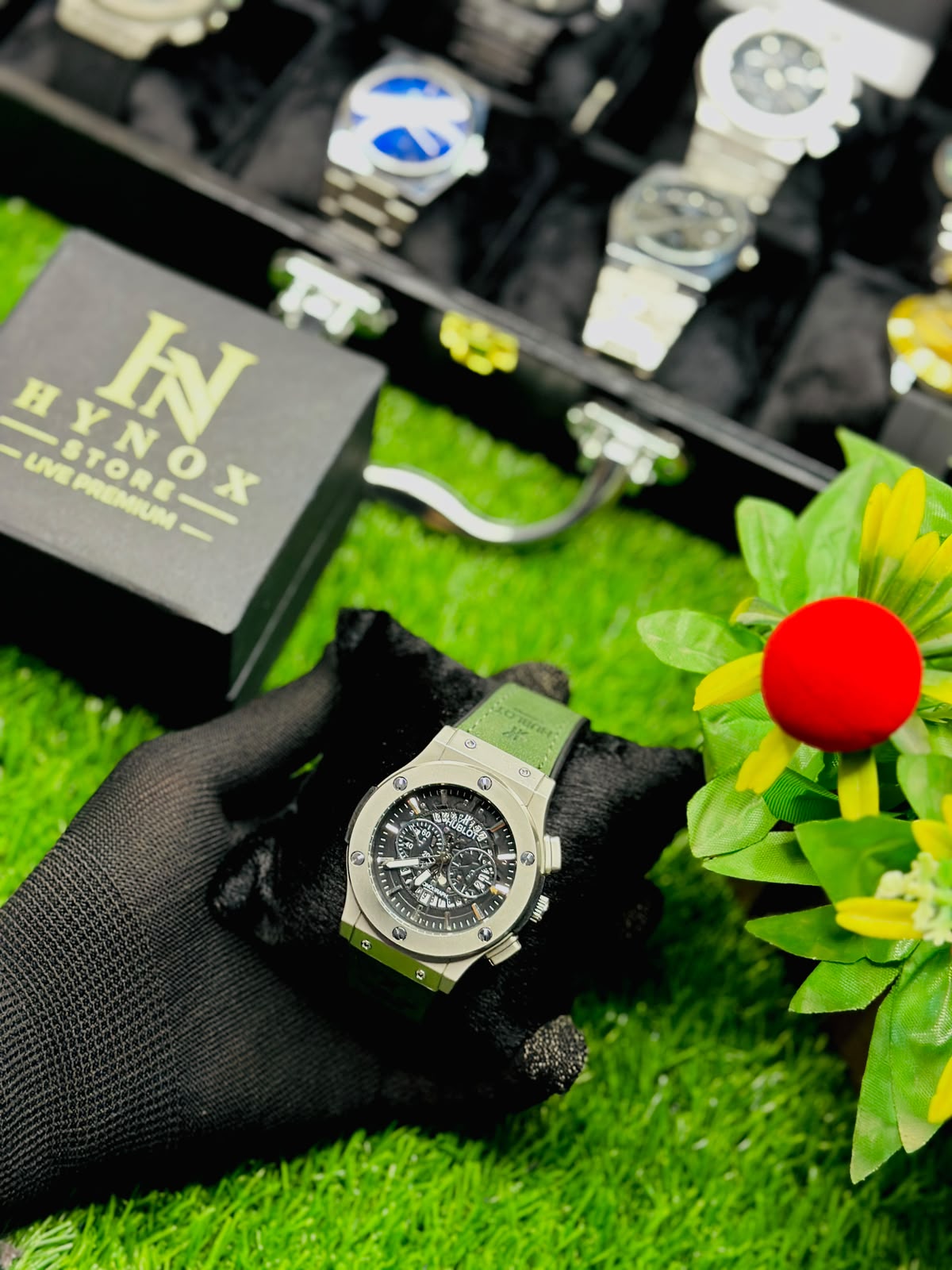 HUBLOT green dial with premium leather strap - Image 4